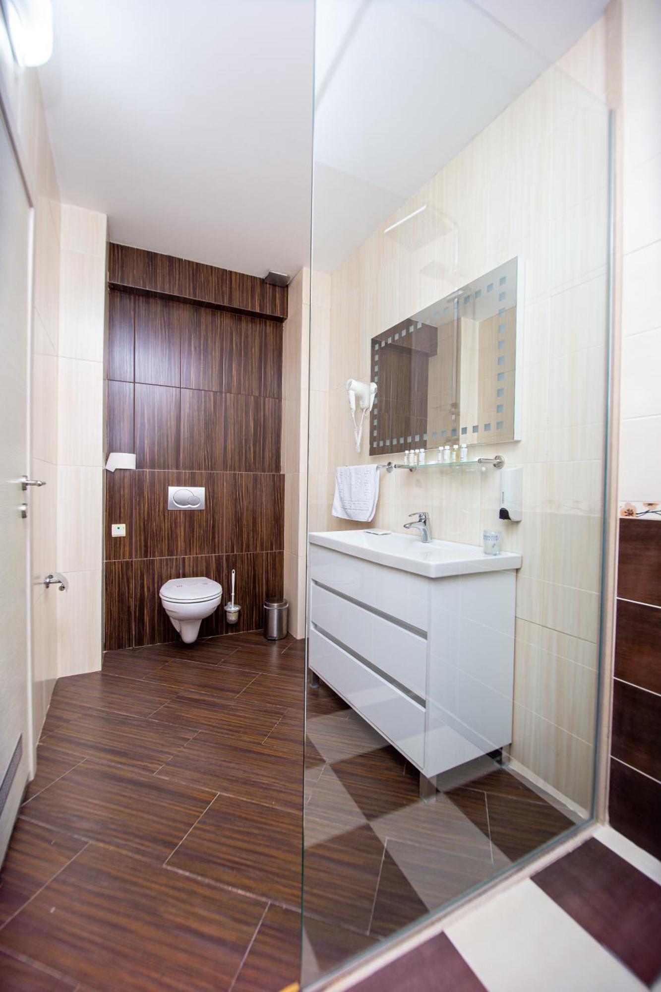 Opera Jaz Budva