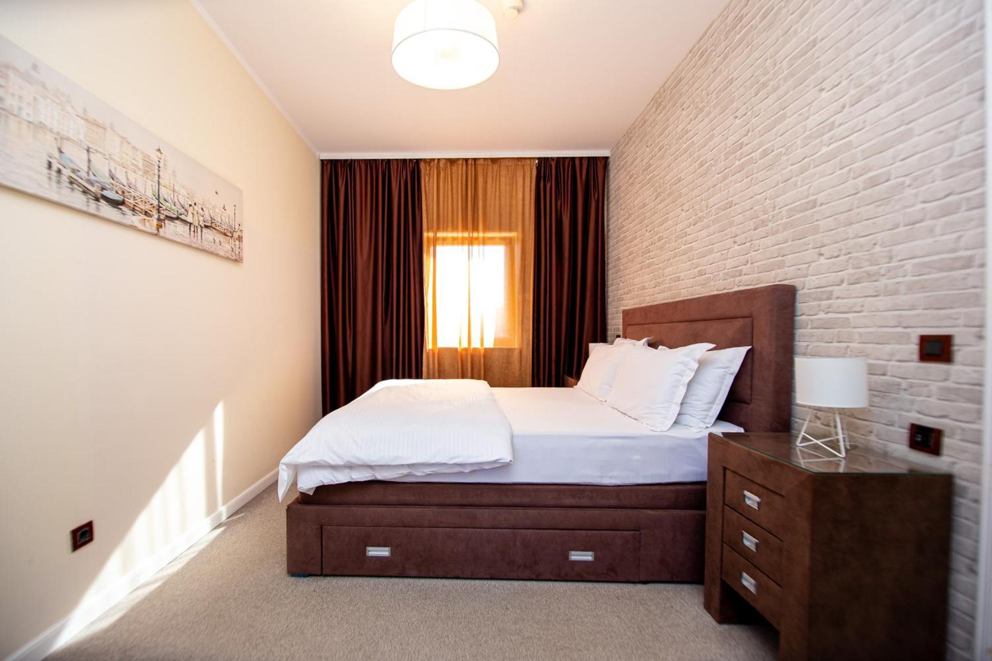 Hotel Opera Jaz 3*