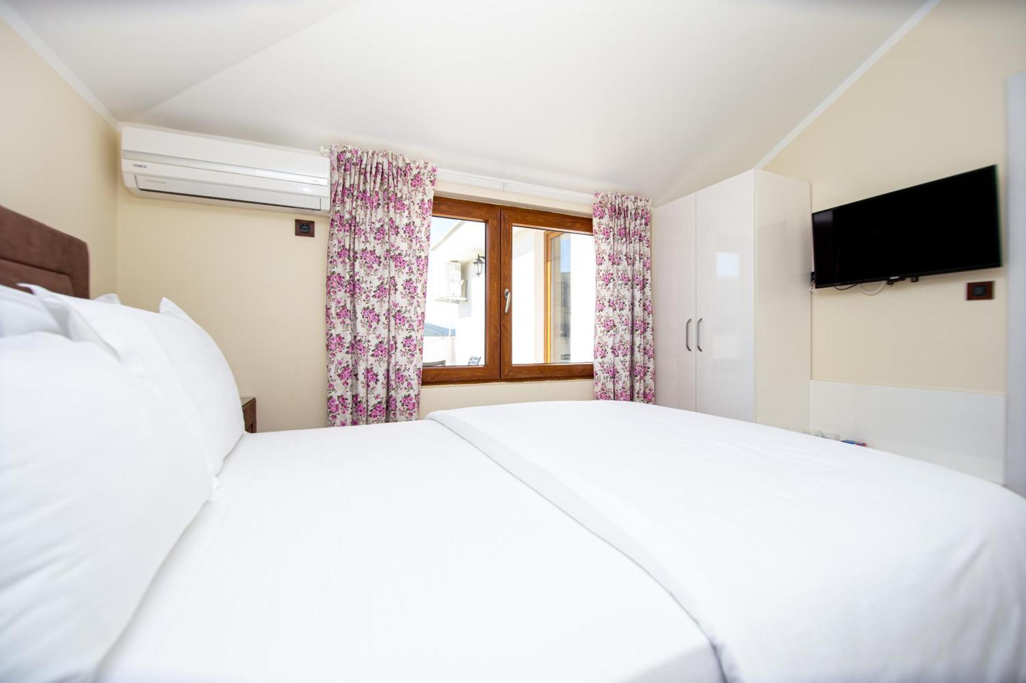 Otel Opera Jaz Budva